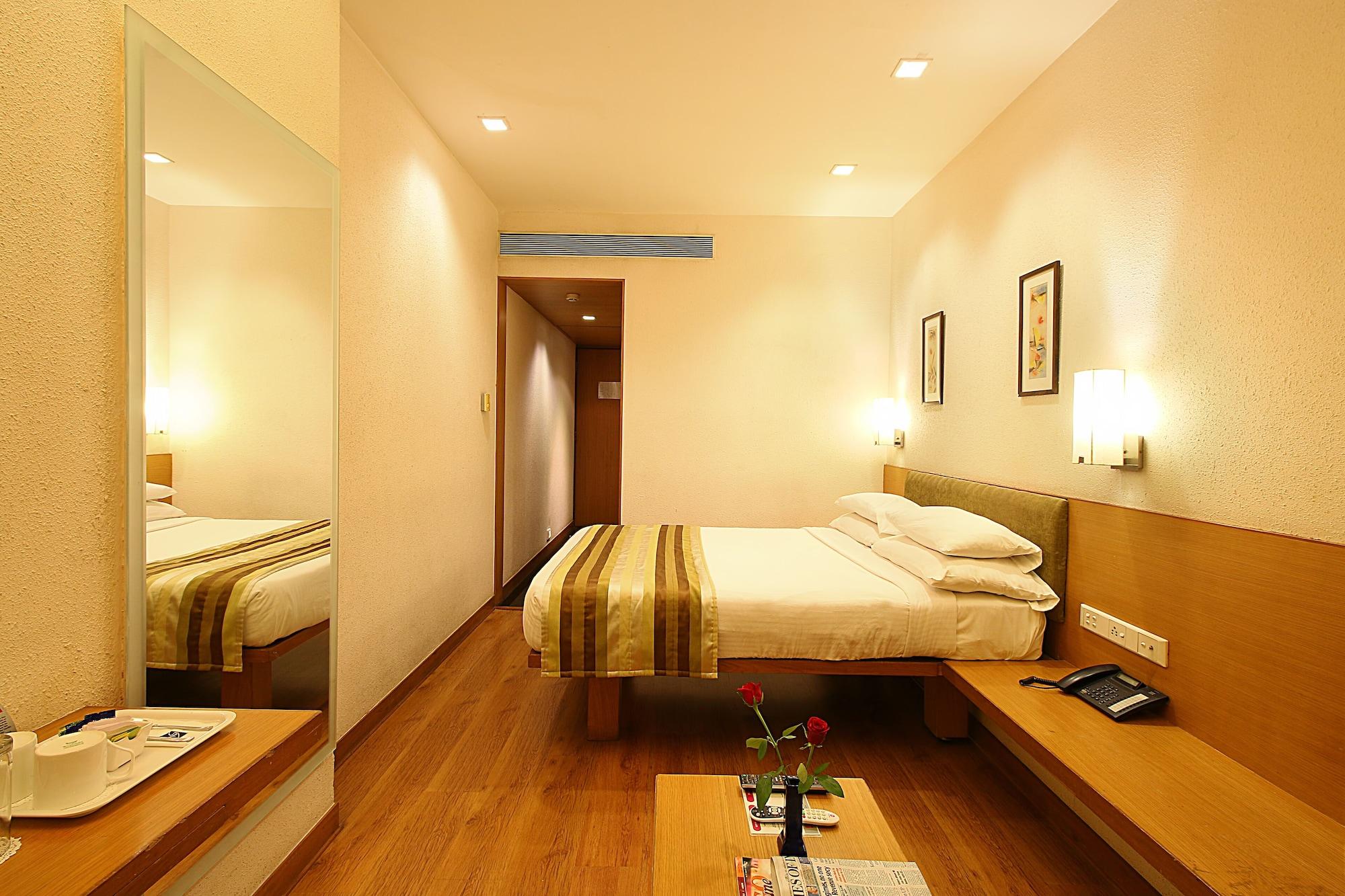 Hotel Studio Estique Пуне Екстер'єр фото