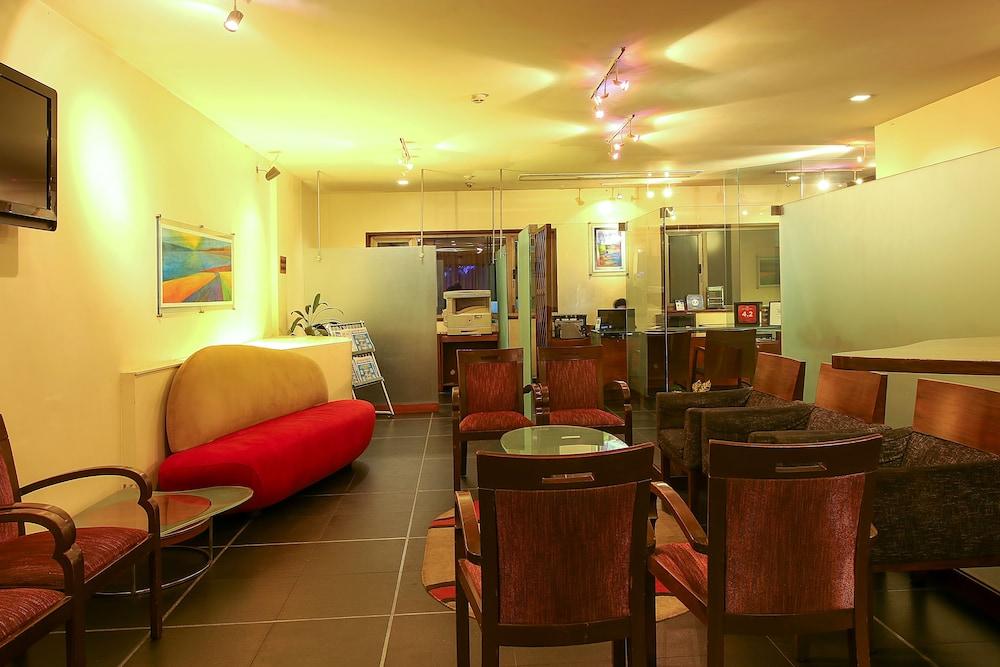Hotel Studio Estique Пуне Екстер'єр фото