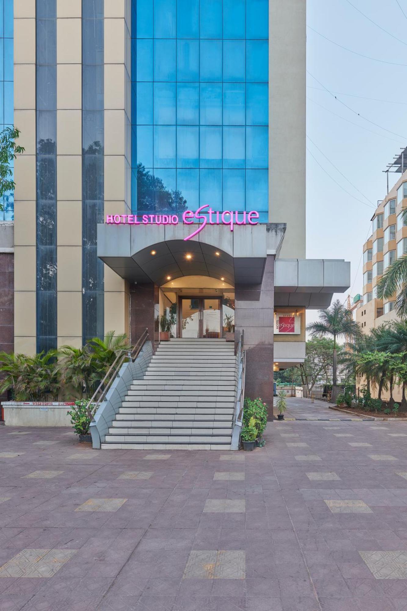 Hotel Studio Estique Пуне Екстер'єр фото
