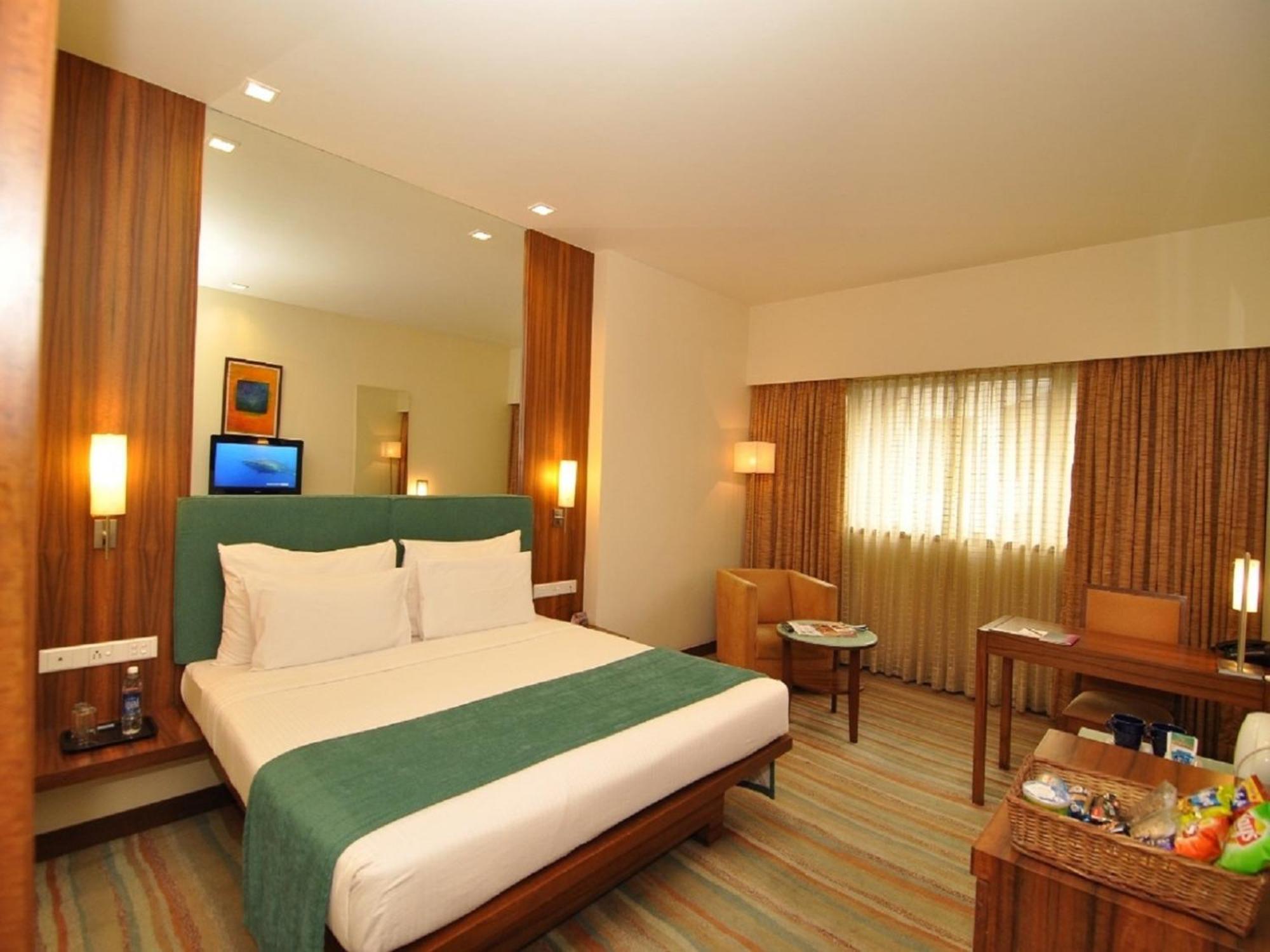 Hotel Studio Estique Пуне Екстер'єр фото