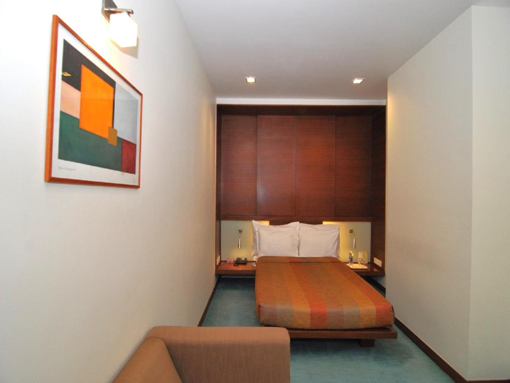 Hotel Studio Estique Пуне Екстер'єр фото